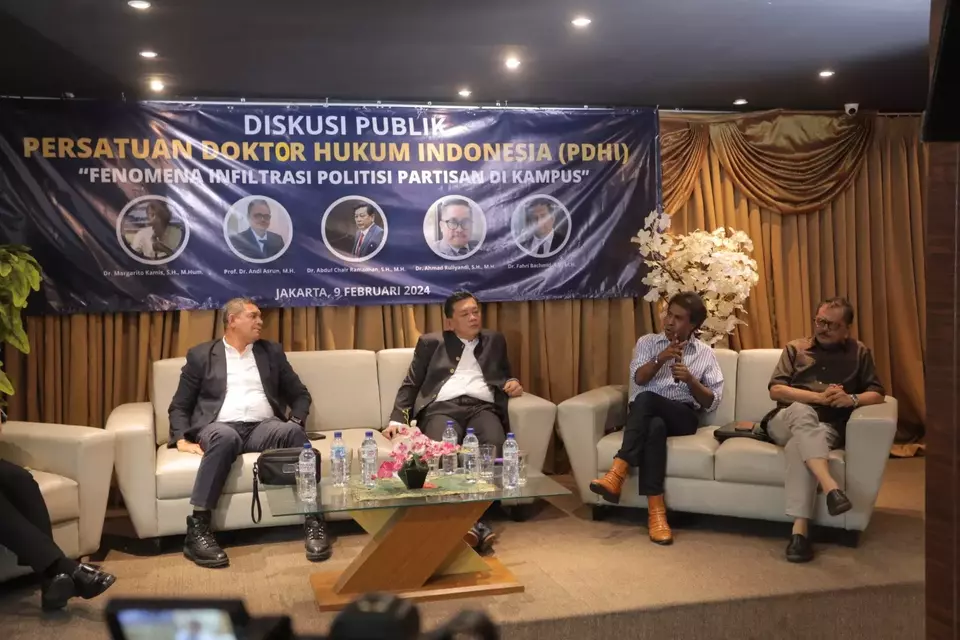 Margarito Kamis: Senang atau Tidak Senang, Pencalonan Gibran Sah Secara Hukum ! Tak Perlu Dipersoalkan Lagi