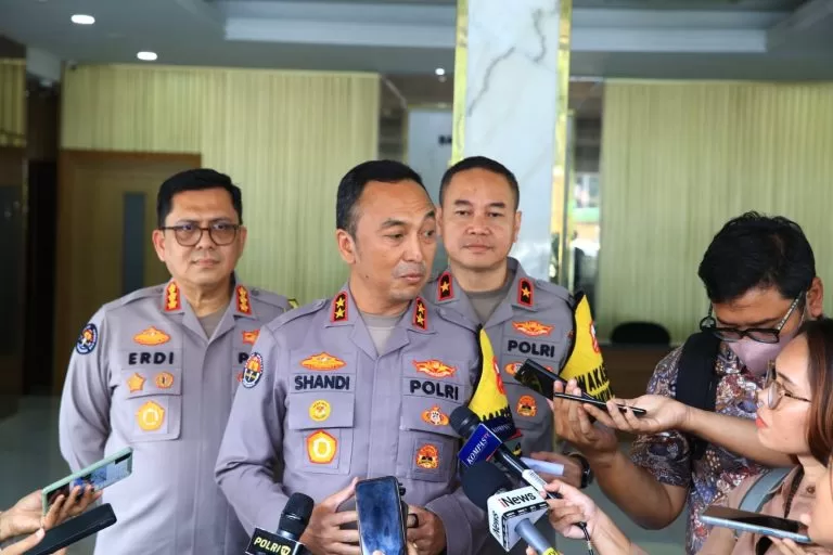 Polri Terjunkan Ratusan Ribu Personel Amankan Seluruh TPS