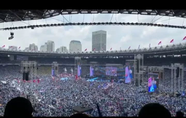 Rekornya Melampaui Batas! Massa Prabowo dan Gibran ‘Mengguncang’ GBK, Tembus 600 Ribu Orang