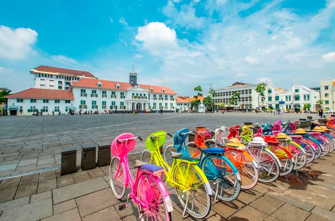 Intip Tempat Ngabuburit Asik di Jakarta, Ada Tiket Gratis Masuk Ancol