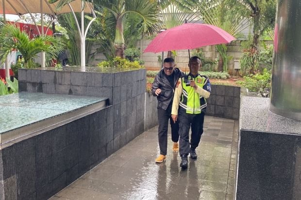 Hari Ini Ahmad Sahroni Penuhi Panggilan KPK