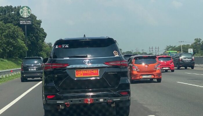 Ingatkan Warga Tak Palsukan Pelat Dinas, TNI : Ancamannya Pidana!