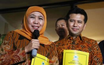 Khofifah dan Emil