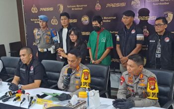 Yogi Gomblez di Polres Jakbar