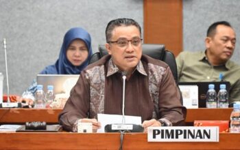 Polemik UKT Bergejolak, Komisi X Panggil Nadiem Pekan Depan