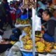 Kunjungi Pasar Laino Raha, Jokowi Disambut Antusias Lautan Masyarakat Muna