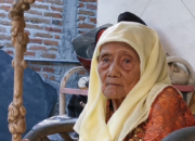 Supiatun, Calon Jamaah Haji Tertua: Dari Kedai Gorengan ke Tanah Suci