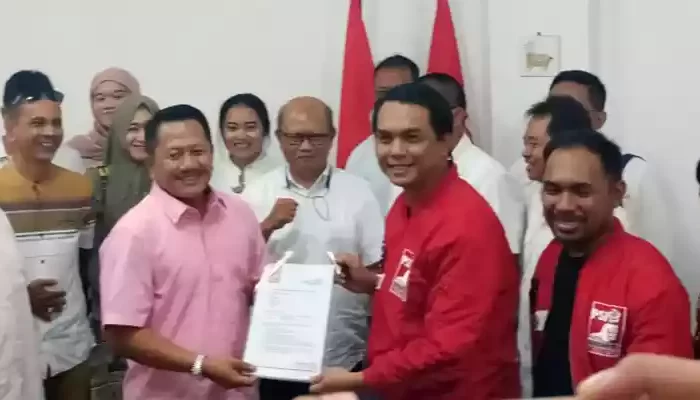 Crazy Rich Grobogan Resmi Daftar Cagub Jateng Lewat PSI