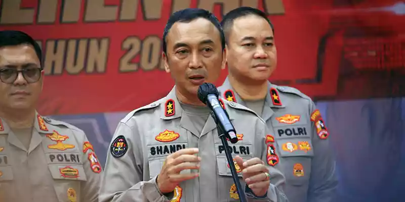 Polri Bagikan 315.718 Paket Sembako dalam Rangka Sambut HUT Bhayangkara ke-78