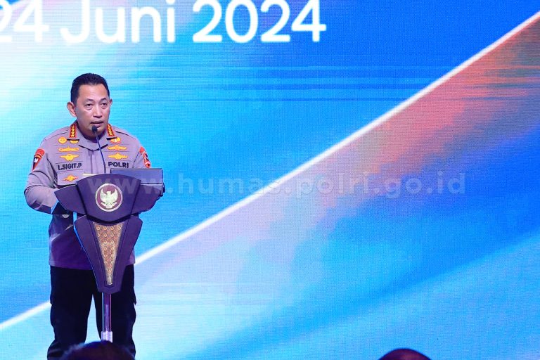 Kapolri: Izin Event Tak Berbelit-belit, Terintegrasi dengan Visa TKA Mancanegara
