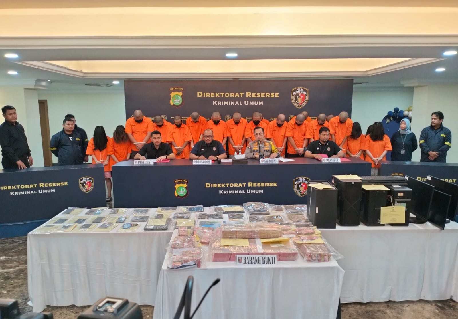 Polisi Bongkar Sindikat Judi Online, 464 Tersangka Ditangkap