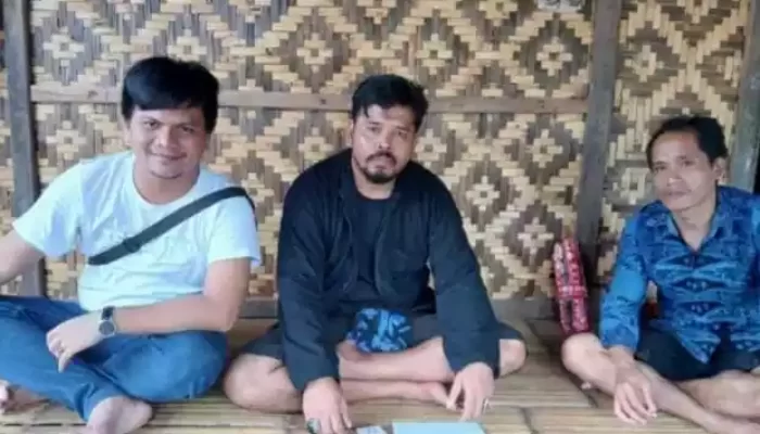Kasepuhan Adat & Masyarakat Baduy Komitmen Dukung Tia Rahmania