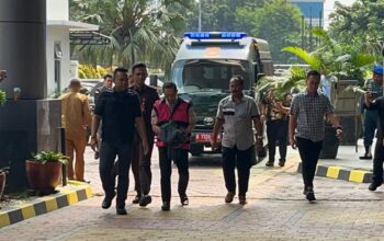 Kejagung Limpahkan 2 Tersangka Kasus Korupsi Timah ke Kejari Jaksel