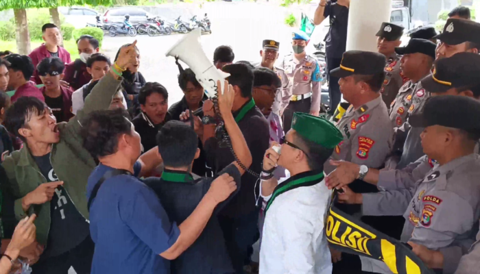 Kelompok Buruh dan Mahasiswa Seluruh Indonesia Tolak Tapera