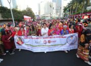 Gerakan Wanita Berkebaya Meriahkan CFD Dengan Flashmob Poco-Poco