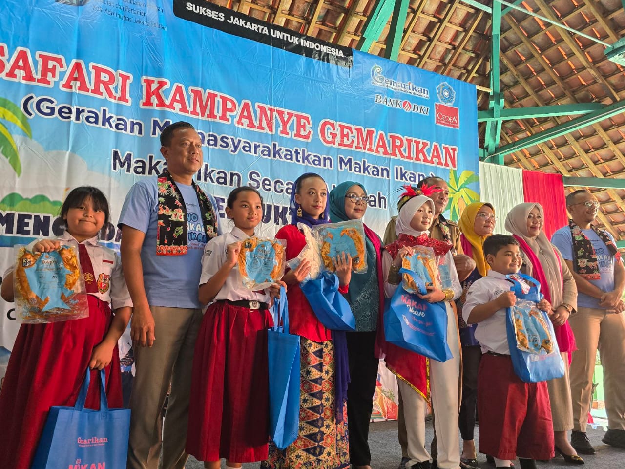 Hadiri Kegiatan Safari Kampanye Gemarikan, Siswa SD Mexico Antusias Sambut Kedatangan Walikota Jaksel dan Rombongan