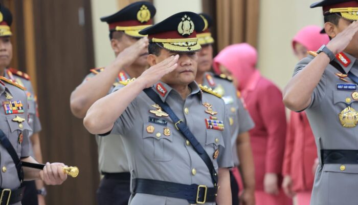 Kapolri Pimpin Sertijab dan Kenaikan Pangkat Pati, Ahmad Luthfi Resmi Sandang Komjen