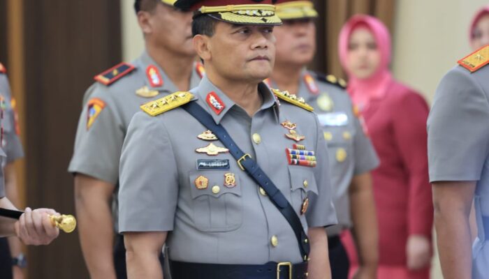 Kapolri Pimpin Sertijab dan Kenaikan Pangkat Pati, Ahmad Luthfi Resmi Sandang Komjen