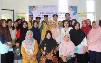 Tim PKM-PM UNNES (Baraya Bejalen) Tingkatkan Kemandirian Pangan & Kelestarian Rawa Pening Lewat Budikdamber Aquaponik Berbasis Pelet Eceng Gondok