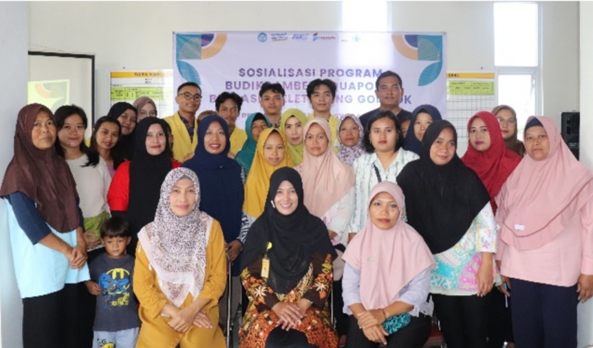 Tim PKM-PM UNNES (Baraya Bejalen) Tingkatkan Kemandirian Pangan & Kelestarian Rawa Pening Lewat Budikdamber Aquaponik Berbasis Pelet Eceng Gondok