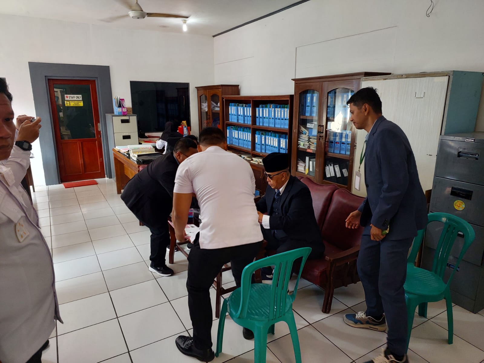 Panji Gumilang Bebas Murni Hari Ini