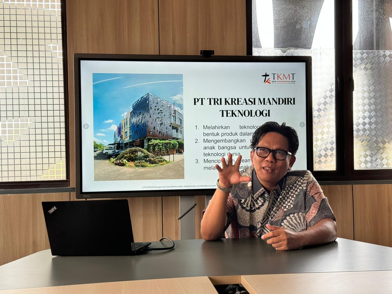 Syam Basrijal - Direktur TKMT