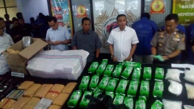 12 Orang Sindikat Penyelundup Ganja Lintas Jawa-Sumatera sebanyak 1,6 Ton Diringkus
