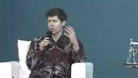 Bukan STY, Ternyata Ini Orang Pertama yang Terima Golden Visa!