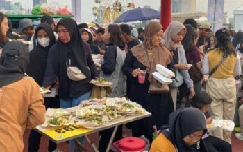 Puncak HUT Bhayangkara di Monas Bawa Rezeki, Dagangan PKL & UMKM Laris Manis