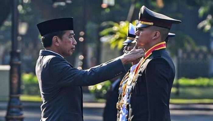 Lantik Perwira Remaja TNI-Polri, Presiden Jokowi : Jadilah Pembelajar yang Cepat dan Terampil