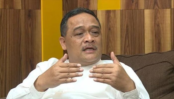 Benny Rhamdani Kantongi Kekayaan Miliaran dan Mobil Mewah