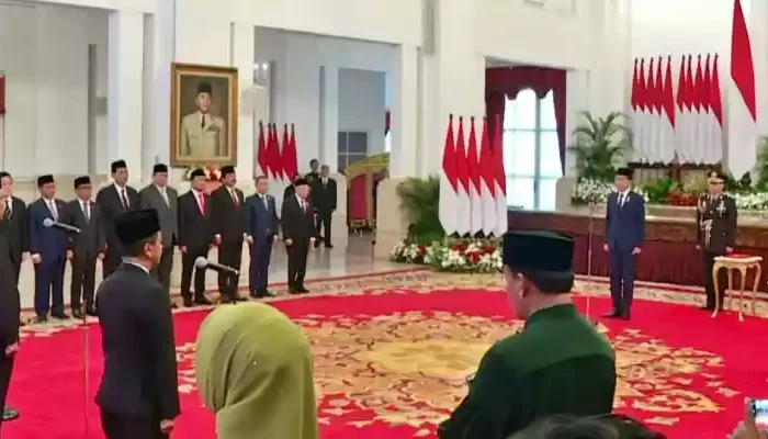 Langkah Terakhir Reshuffle Kabinet Jokowi Mengundang Tanda Tanya