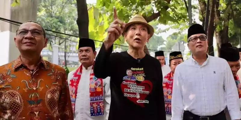 Jusuf Hamka Ajak Politikus Senayan Hingga Karyawan DPR Salat di Masjid Babah Alun At-Taqwa