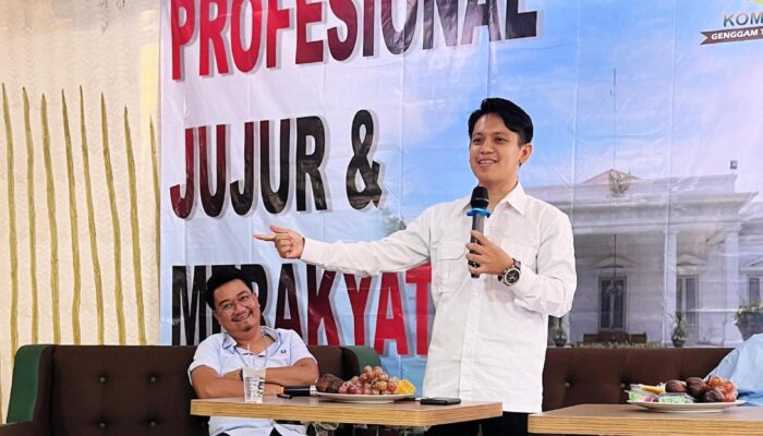 Transformasi Politik Indonesia Menuju Indonesia Emas Berdasarkan UUD 1945 & Pancasila