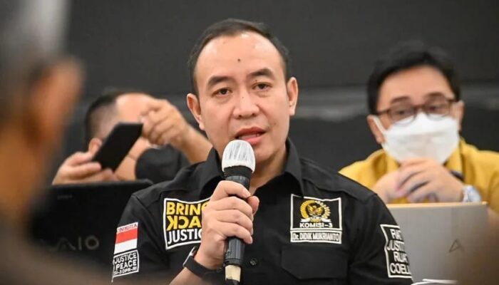 Benny Rhamdani Kini Akui Tak Tahu ‘Sosok T’ Bos Judol, Legislator : Cuma Bikin Gaduh!