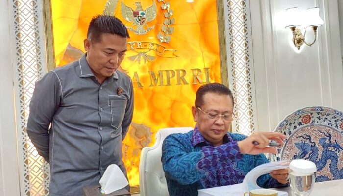 Ketua MPR RI Dorong Revisi UU Darurat RI No.12/1951 dan Beri Bimbingan Disertasi Mahasiswa Doktor Ilmu Hukum