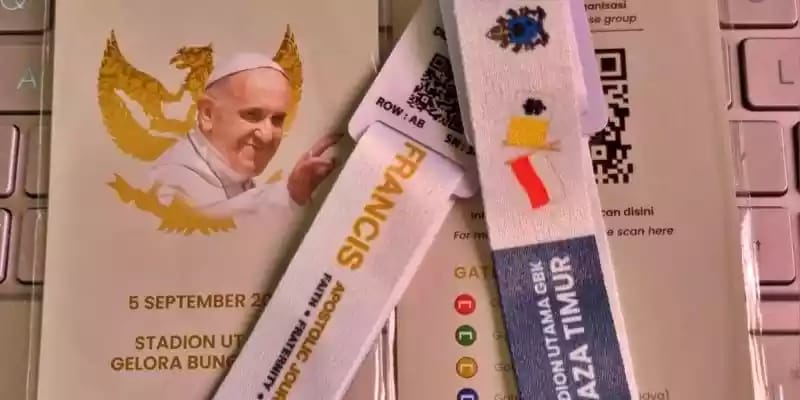Tak Bisa Sembarangan, Umat yang Ingin Ikut Misa Suci di GBK Wajib Punya Gelang Tiket Khusus