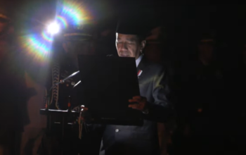 Jokowi Renungan Suci