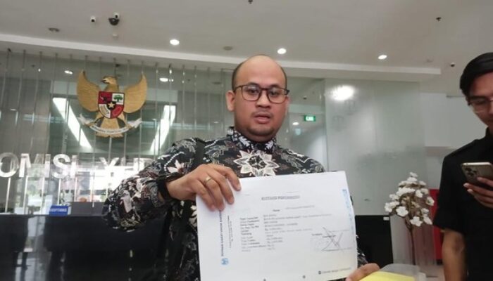 Pengacara Dini Diperiksa KY, Bawa Bukti Rekaman CCTV Ronald Tannur Lindas Korban