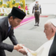Jokowi Sambut Paus Fransiskus