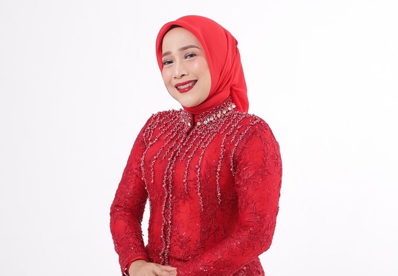 Tia Rahmania