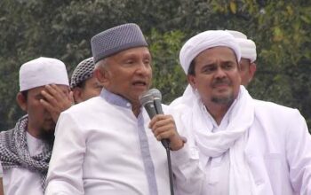 Belum Jelas Kebenaran Apel Pasukan Berani Mati Tapi Kok Amien Rais & Rizieq Goreng Terus, Ada Apa ??