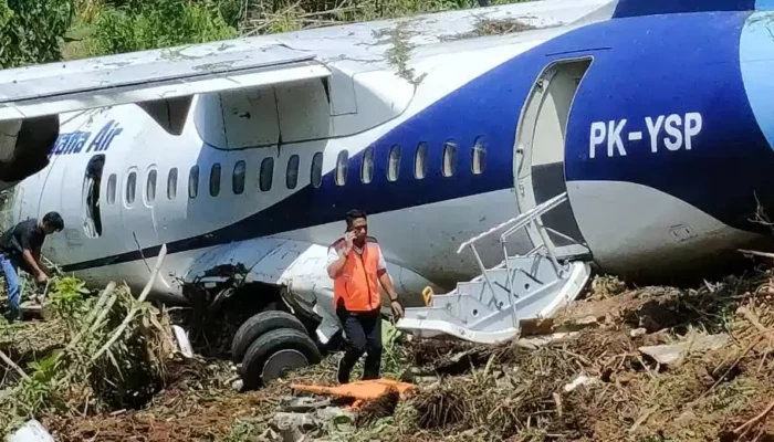 Pesawat Trigana Air Tergelincir di Yapen Papua, 42 Penumpang & 6 Crew Selamat