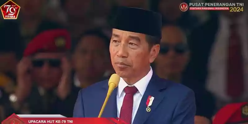 Ingatkan TNI, Jokowi : Jangan Ada Riak Pengganggu Negara!