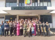 Polsek Bekasi Barat Gelar Apel Pagi Sekaligus Lepas Purna Tugas Ipda Dudu Ruswandi