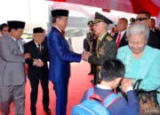 Soal Video Viral Jokowi & Try Sutrisno, Ternyata Sudah Salaman ! Ini Penampakannya