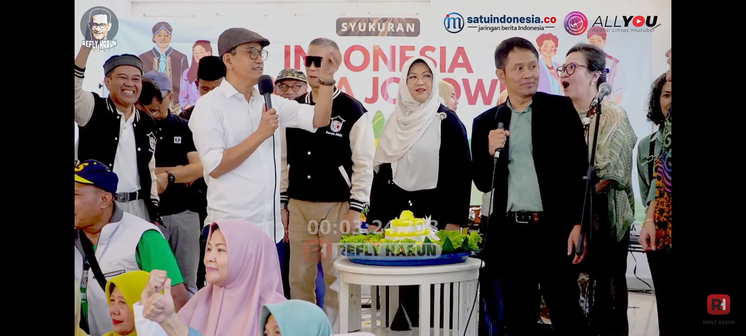 Akun Youtube Refly Harun Diberondong Komentar Negatif dari Netizen Gegara Live Syukuran Indonesia Tanpa Jokowi