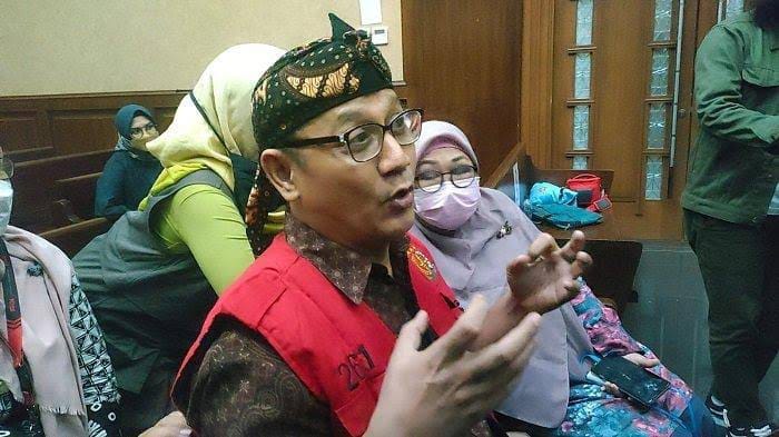 Laporkan Akun Fufufafa Atas Dugaan Penistaan Agama & Ujaran Kebencian, Laporan Edy Mulyadi Ditolak