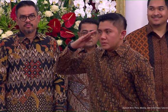 Pengangkatan Mayor Teddy menjadi Sekretaris Kabinet Melanggar UU TNI