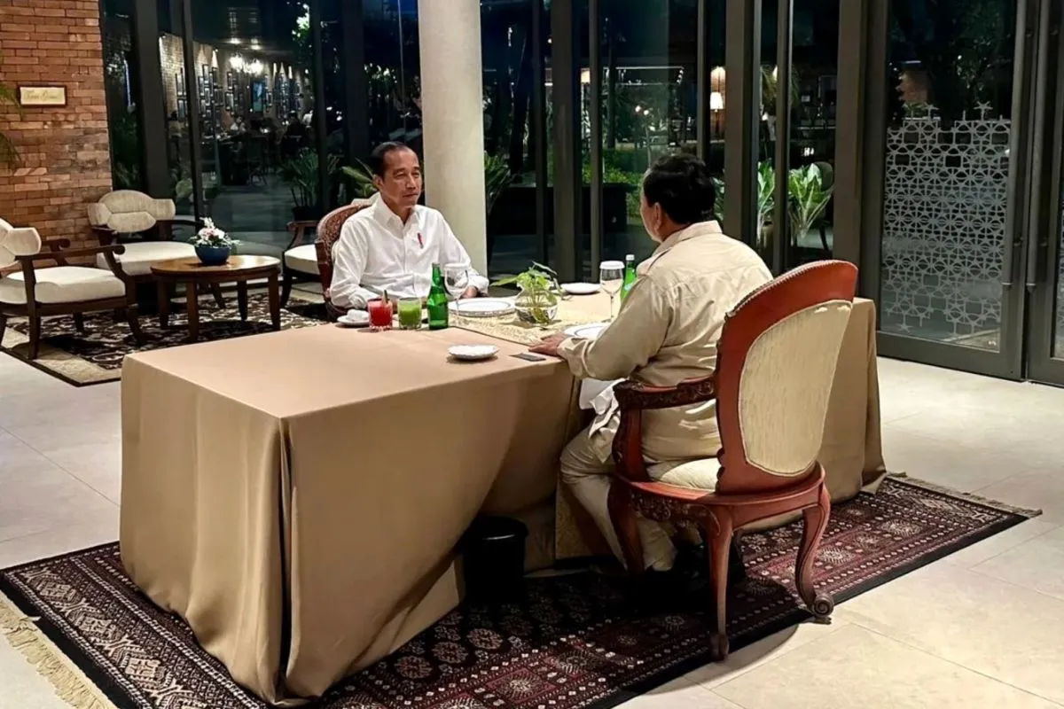 Pertemuan Jokowi dan Prabowo Bahas Kabinet?